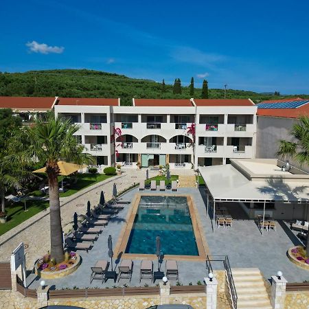 Remezzo Studios & Apartments อามูดี ภายนอก รูปภาพ
