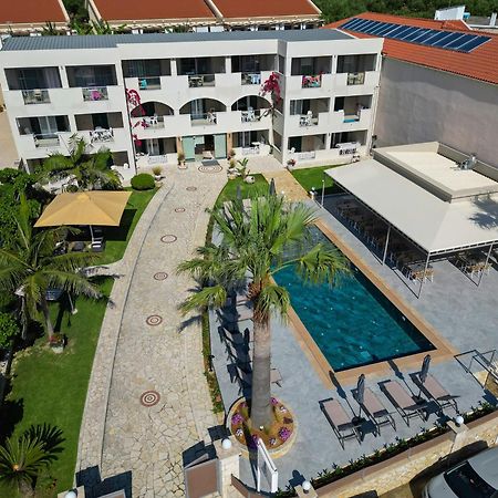 Remezzo Studios & Apartments อามูดี ภายนอก รูปภาพ