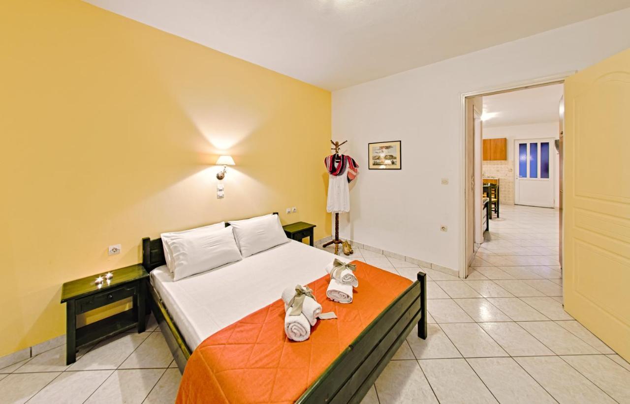 Remezzo Studios & Apartments อามูดี ภายนอก รูปภาพ