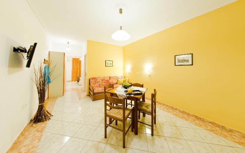 Remezzo Studios & Apartments อามูดี ภายนอก รูปภาพ
